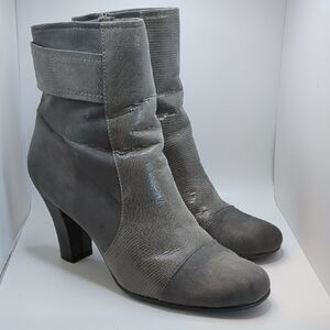 Women's Boots Size 9, A2 by Aerosoles "Remote Control" style in "Grey Lizard"